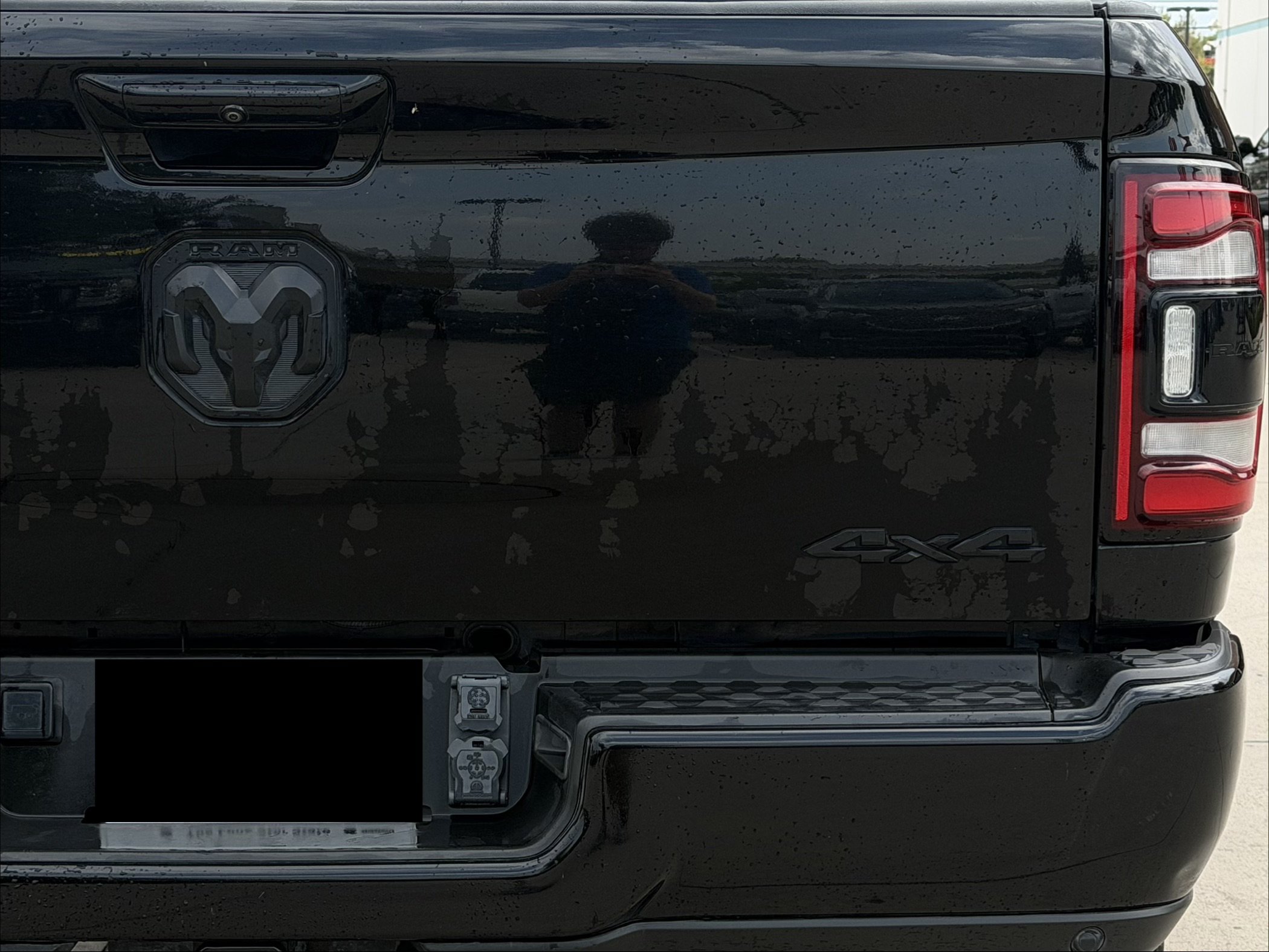 Used 2022 RAM 3500 Limited AWD/4WD image 6
