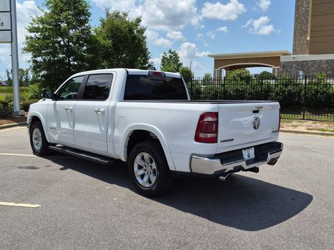 Used 2022 RAM 1500 Laramie AWD/4WD image 5