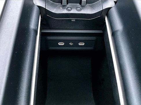 Certified 2025 Mercedes-Benz CLA 250 4MATIC image 19