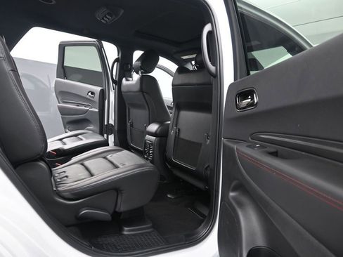 Used 2024 Dodge Durango GT RWD image 18