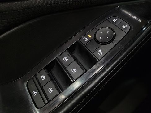 Used 2023 Nissan Rogue SV AWD/4WD image 27