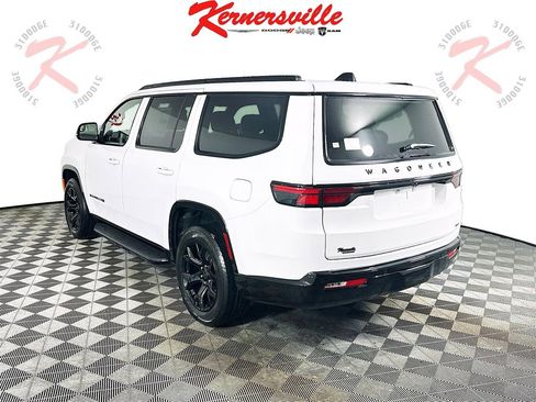 New 2025 Jeep Wagoneer Series II image 5