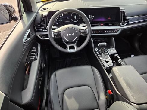 Used 2025 Kia Sportage SX FWD image 7