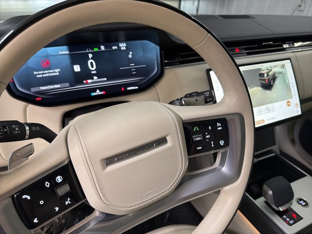 Certified 2024 Land Rover Range Rover Long Wheelbase Autobiography AWD/4WD image 31