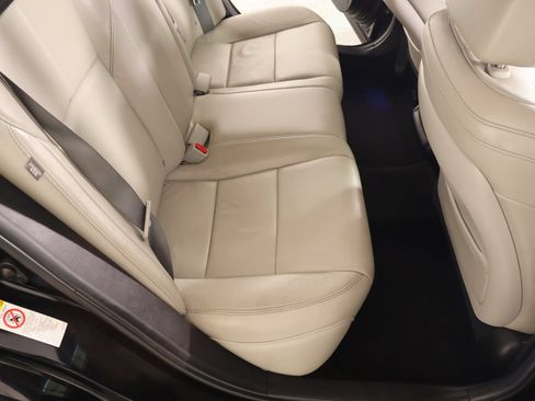 Used 2015 Toyota Avalon XLE FWD image 14