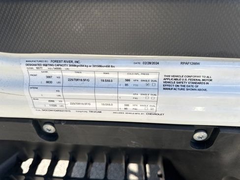 New 2024 Chevrolet Low Cab Forward image 21