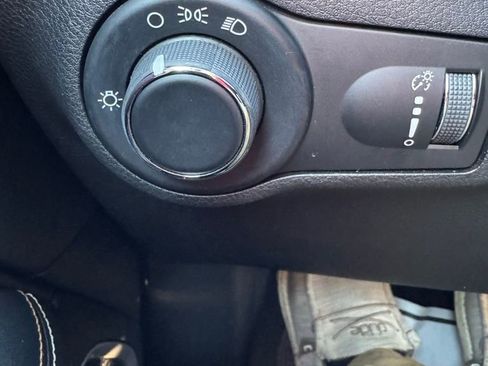 Used 2018 Jeep Compass Sport w/ Tech Group image 25