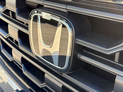 New 2026 Honda Pilot EX-L image 13