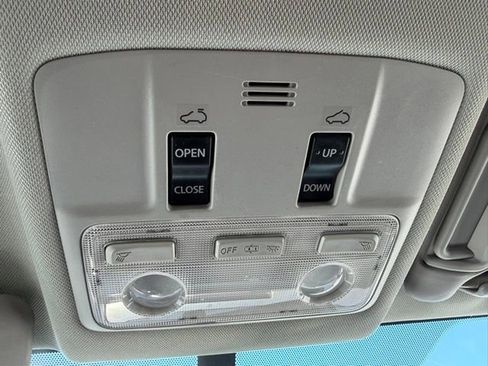 Used 2015 Toyota RAV4 XLE AWD/4WD image 18