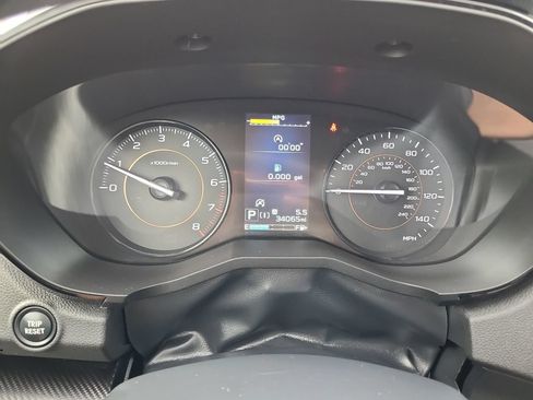 Used 2022 Subaru Crosstrek 2.0i AWD/4WD image 19