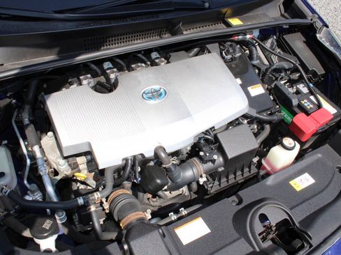 Used 2017 Toyota Prius Two FWD image 26