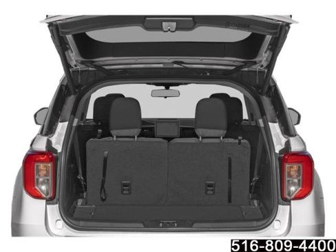 Used 2023 Ford Explorer XLT w/ Equipment Group 202A AWD/4WD image 12