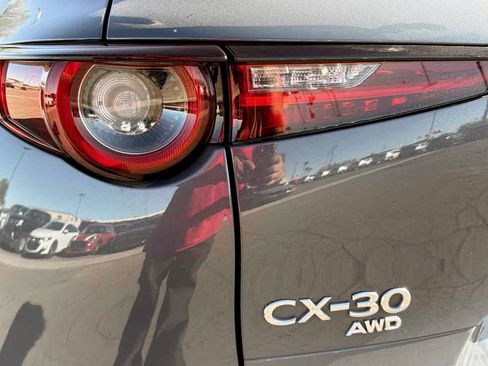 Used 2024 MAZDA CX-30 AWD 2.5 S w/ Preferred Package image 17
