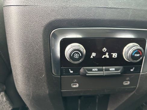 Used 2023 GMC Yukon AT4 image 15