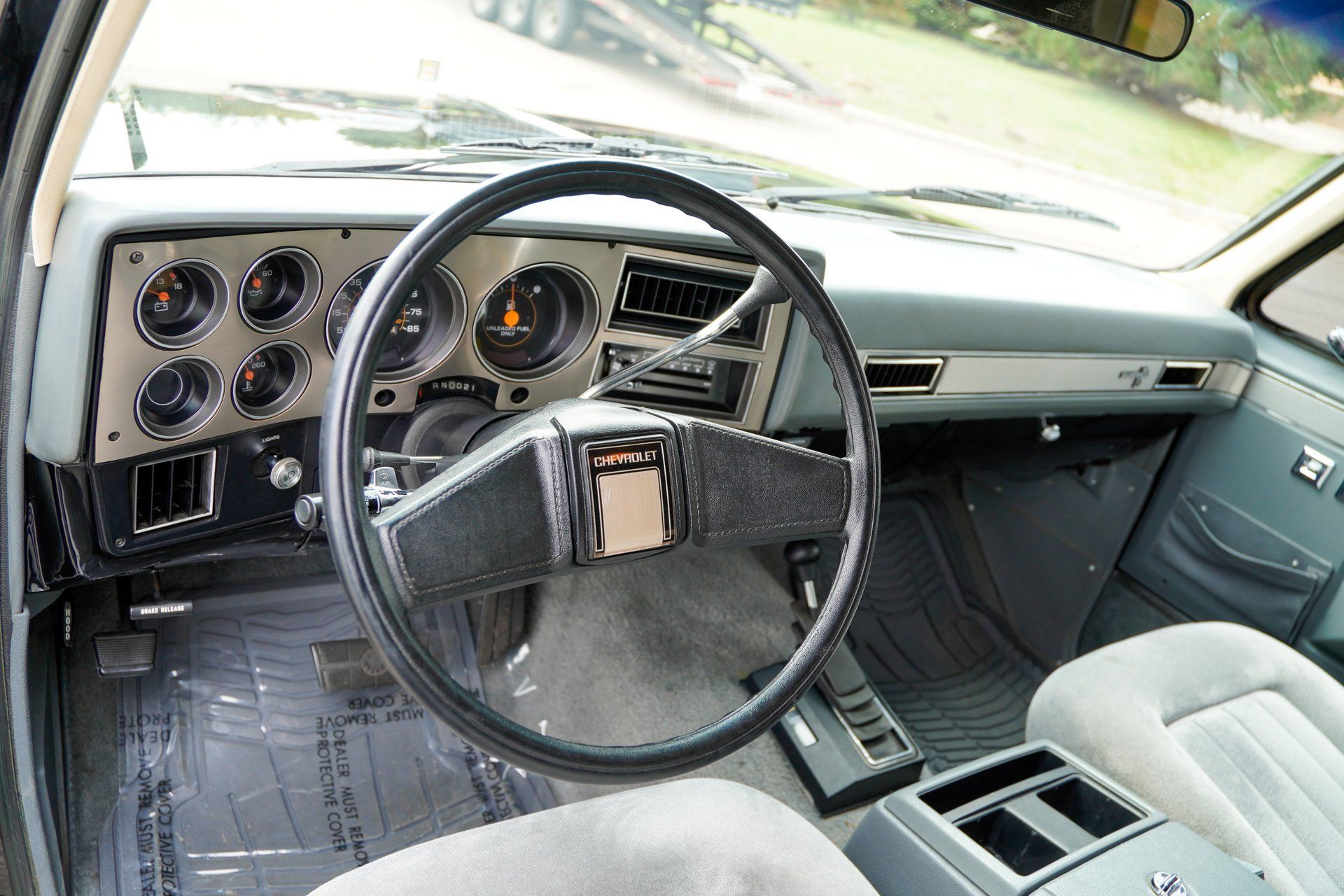 Used 1987 Chevrolet Blazer 4WD image 11