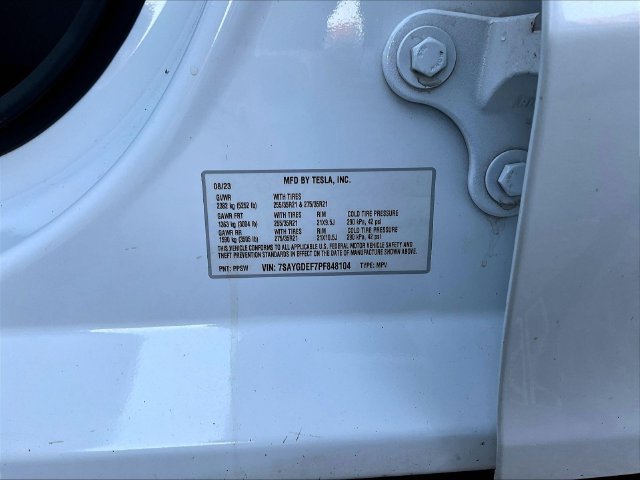 Used 2023 Tesla Model Y Performance AWD/4WD image 19
