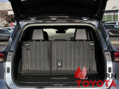 Certified 2022 Toyota Highlander Platinum image 7