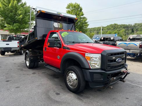 Used 2016 Ford F550 4x4 Regular Cab Super Duty image 4