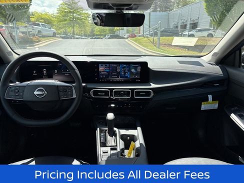 New 2026 Nissan Sentra SR FWD image 8