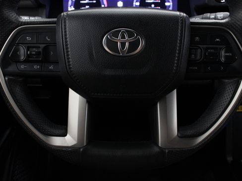 Used 2025 Toyota 4Runner TRD Off-Road Premium w/ Tow Technology Package AWD/4WD image 27