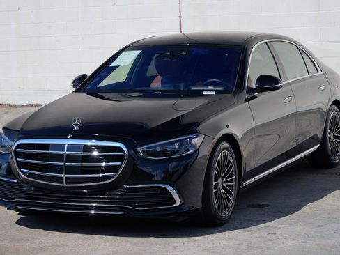 Used 2024 Mercedes-Benz S 580e 4MATIC Sedan image 54