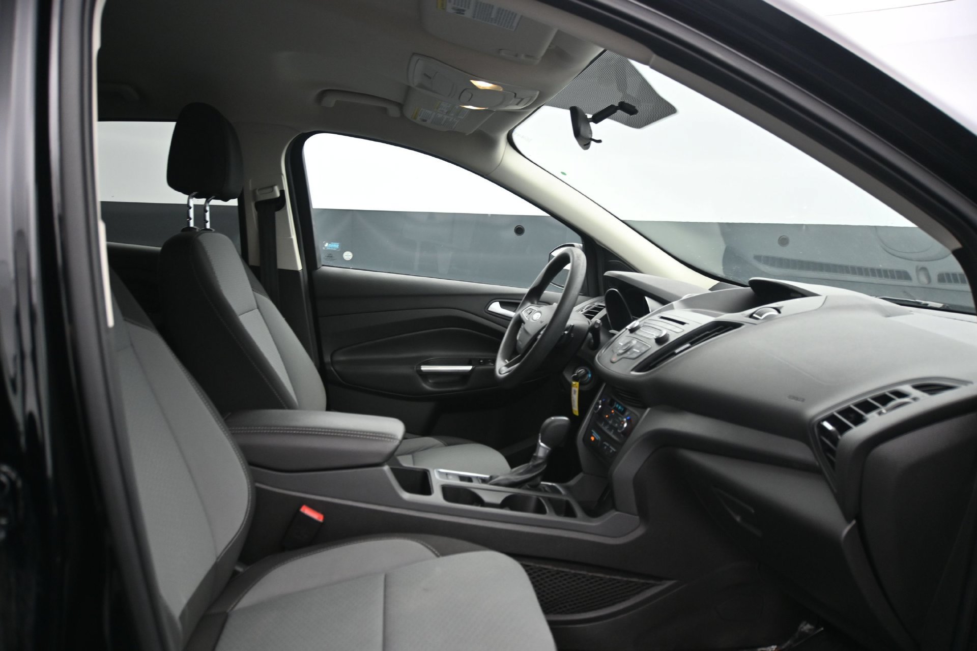 Used 2017 Ford Escape SE AWD/4WD image 13