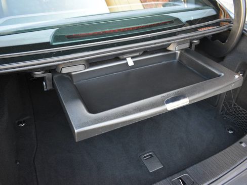 Used 2013 Mercedes-Benz E 350 4MATIC Sedan image 11