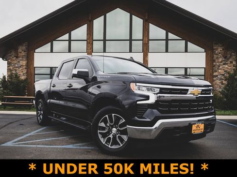 Used 2022 Chevrolet Silverado 1500 LT image 1