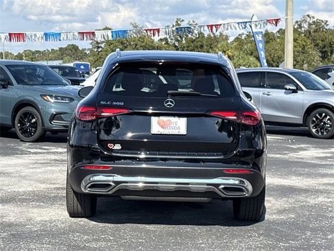 Used 2023 Mercedes-Benz GLC 300 image 6