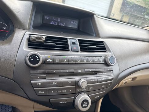 Used 2009 Honda Accord LX image 16