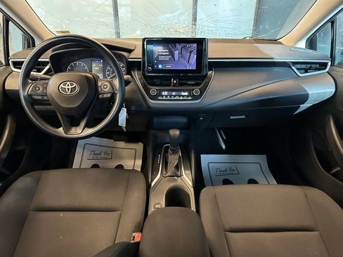 Used 2023 Toyota Corolla LE FWD image 9