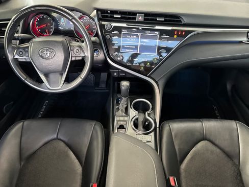 Used 2018 Toyota Camry XSE w/ Audio Package FWD image 3
