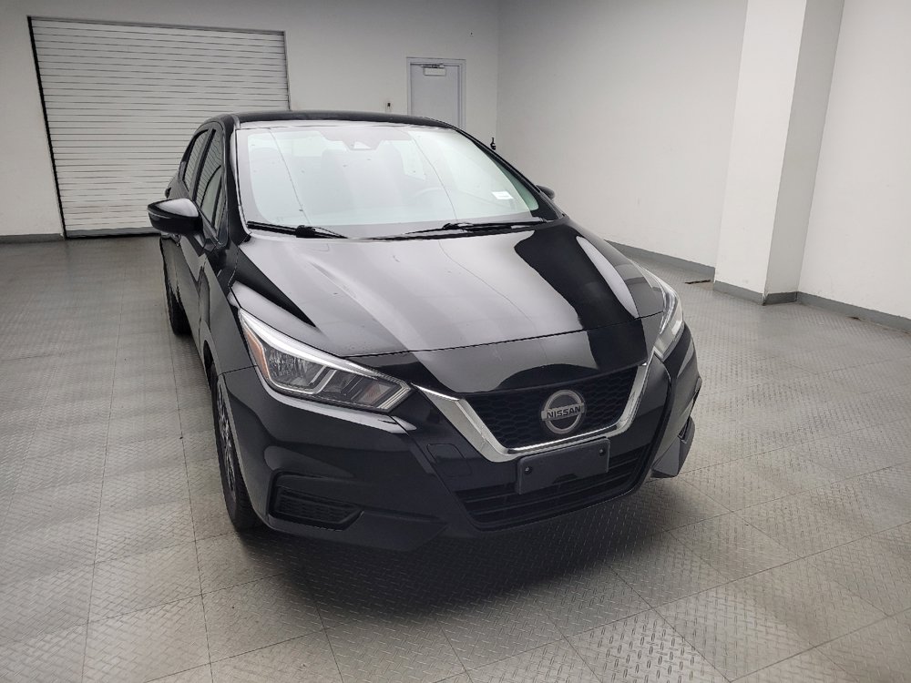 Used 2021 Nissan Versa SV FWD image 14