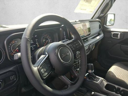 New 2026 Jeep Gladiator Mojave AWD/4WD image 3