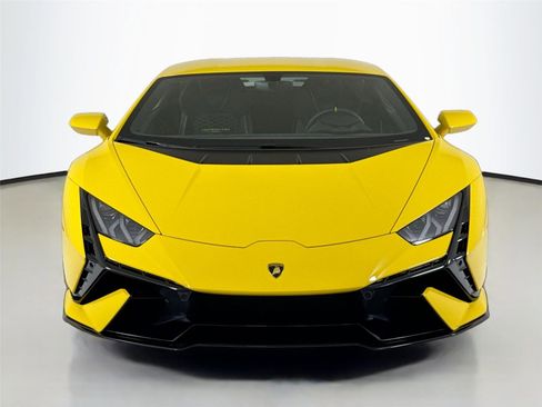 Used 2024 Lamborghini Huracan Tecnica RWD image 11