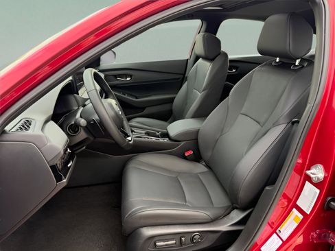 Used 2025 Honda Accord Sport image 22