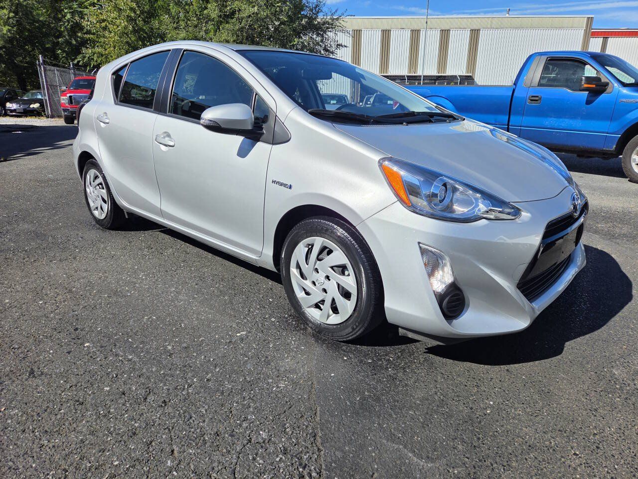 Used 2015 Toyota Prius C Two FWD image 4