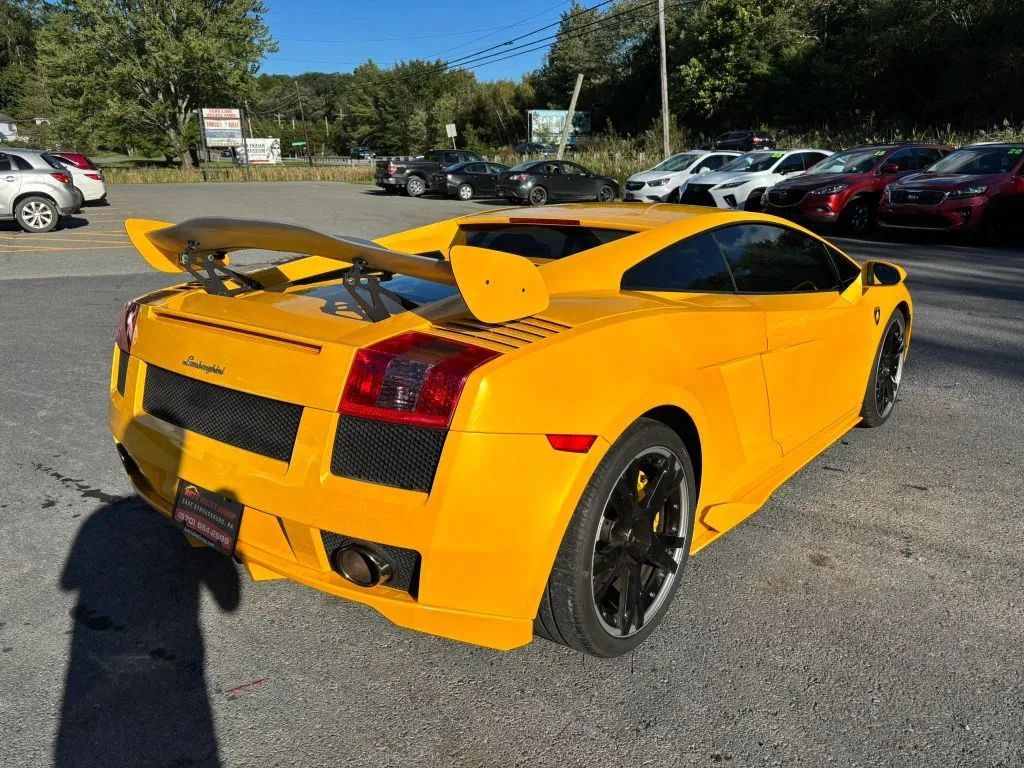 Used 2004 Lamborghini Gallardo AWD/4WD image 8