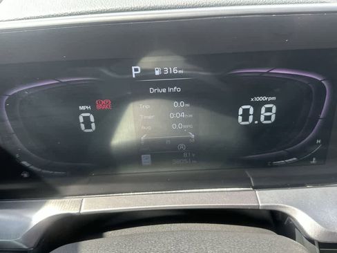 Certified 2023 Kia Telluride S w/ S Sunroof Package image 16