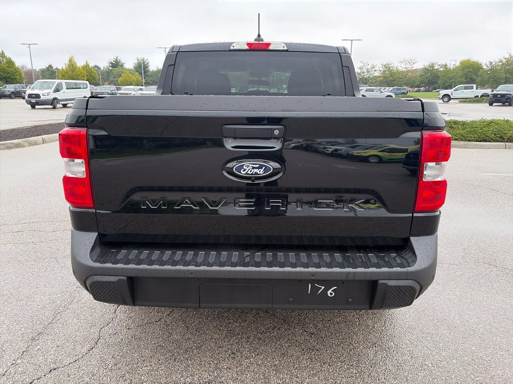Used 2025 Ford Maverick XL FWD image 6