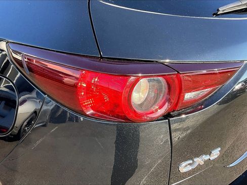 Used 2021 MAZDA CX-5 Touring w/ Touring Preferred SV Package image 25