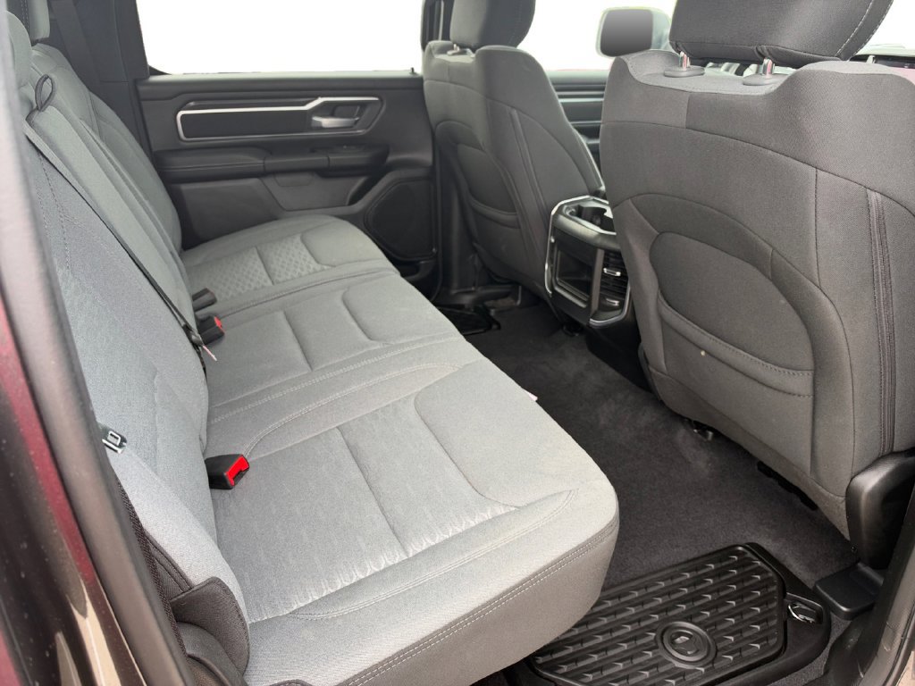 Used 2025 RAM 1500 Big Horn AWD/4WD image 17
