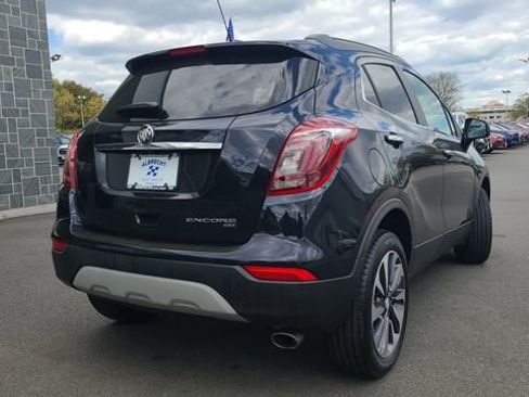 Used 2022 Buick Encore Preferred w/ Safety Package AWD/4WD image 10