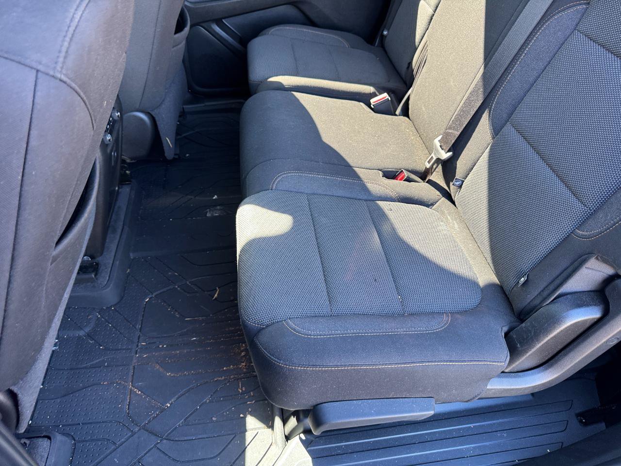Used 2021 Chevrolet Traverse LS w/ LPO, Floor Liner Package FWD image 15