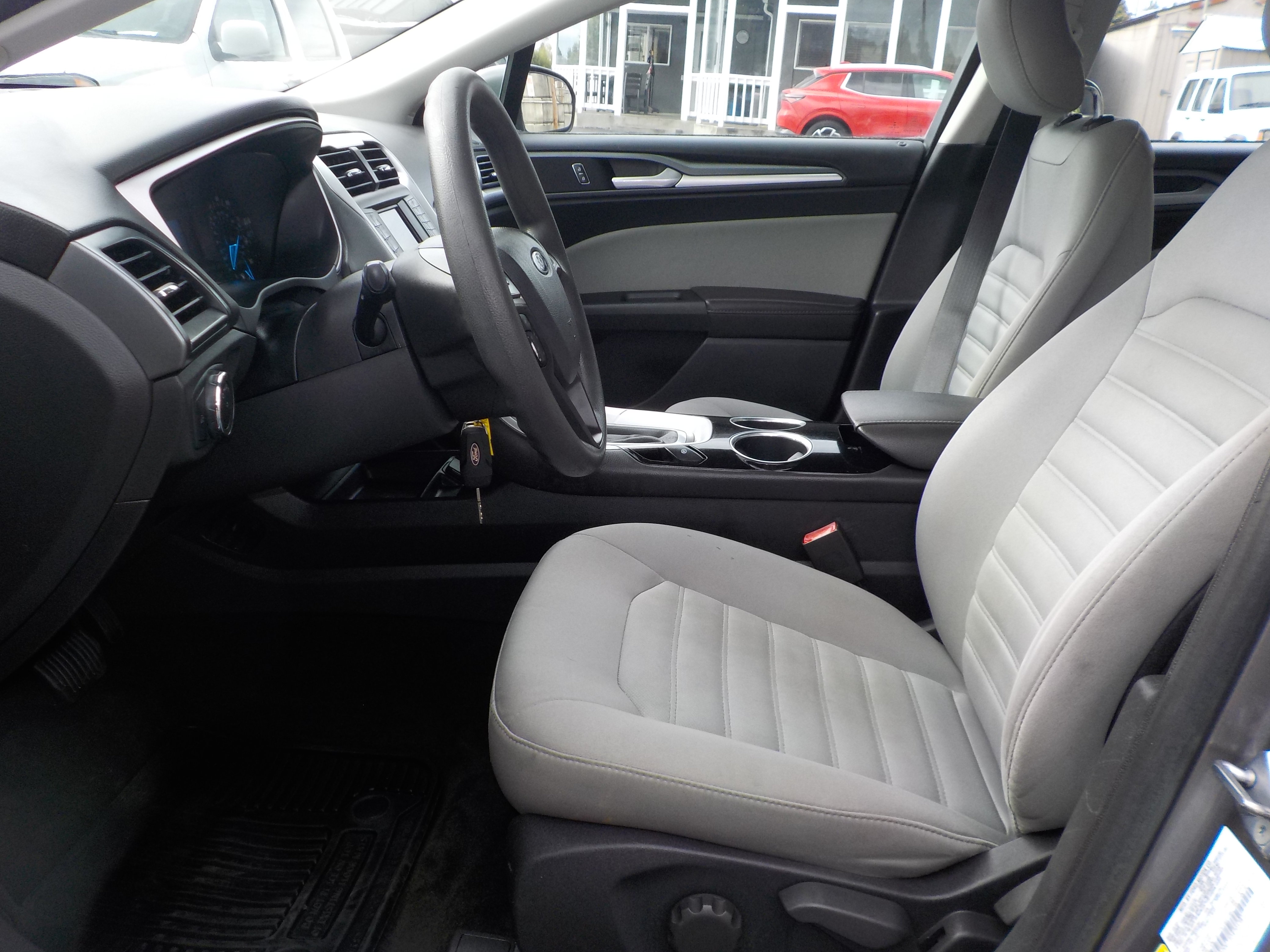 Used 2013 Ford Fusion S FWD image 12