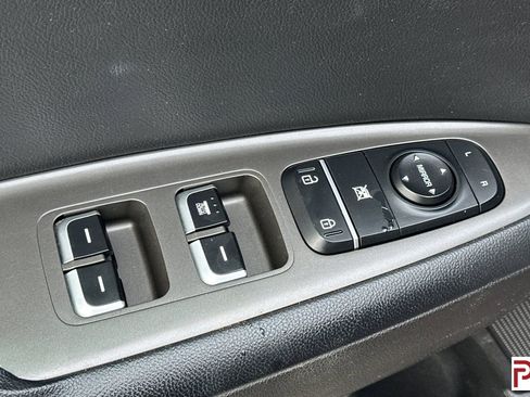 Used 2019 Kia Optima LX image 12