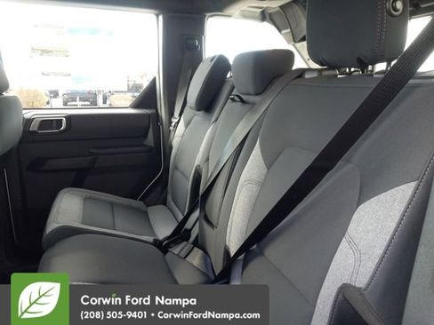 New 2025 Ford Bronco 4-Door image 25