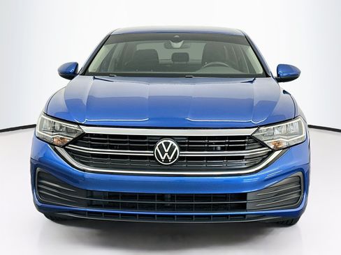 Used 2024 Volkswagen Jetta S FWD image 2