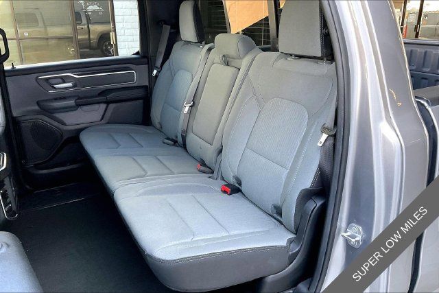 Used 2022 RAM 1500 Big Horn AWD/4WD image 25