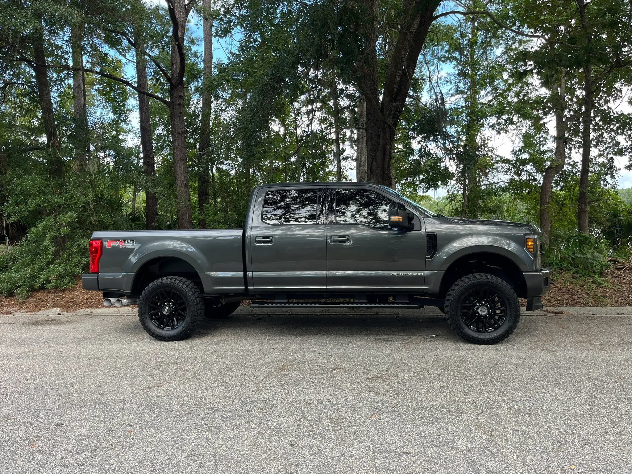 Used 2019 Ford F250 Lariat AWD/4WD image 6